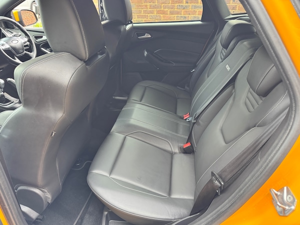 Used Ford Focus 2013 for sale - 75985011: Photo 12