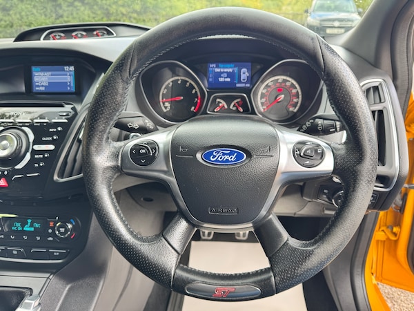 Used Ford Focus 2013 for sale - 75985011: Photo 17