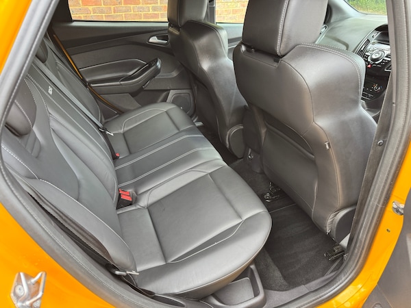 Used Ford Focus 2013 for sale - 75985011: Photo 9