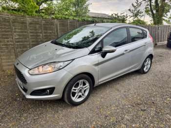 2013 (63) - 1.25 82 Zetec 5dr