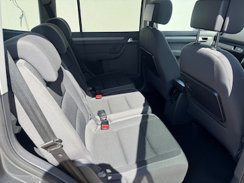 Used Volkswagen Touran 2015 for sale - 78646210: Photo