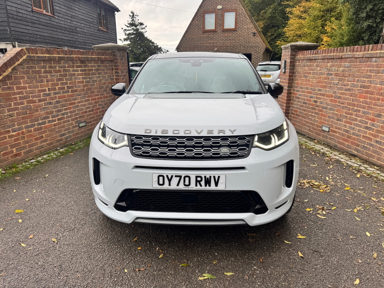 Used Land Rover Discovery Sport 2020 for sale - 76281317: Photo 2