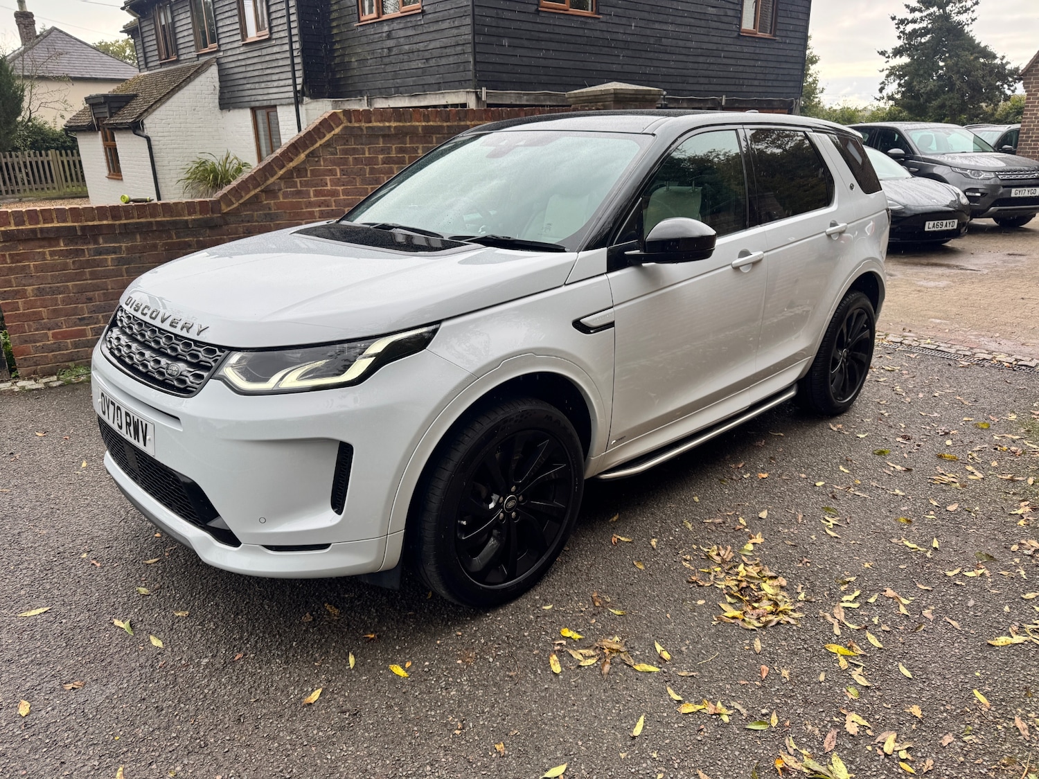 Used Land Rover Discovery Sport 2020 for sale - 76281317: Photo 3