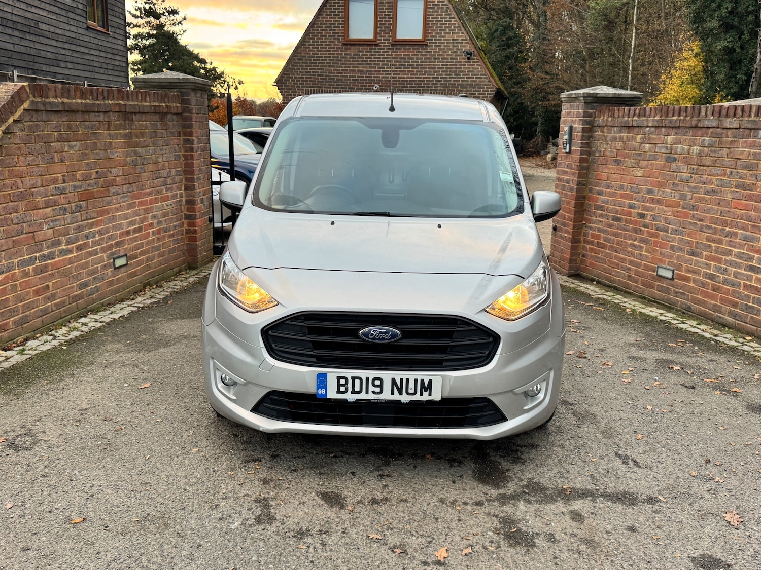 Used Ford Transit Connect 2019 for sale - 76615941: Photo 2