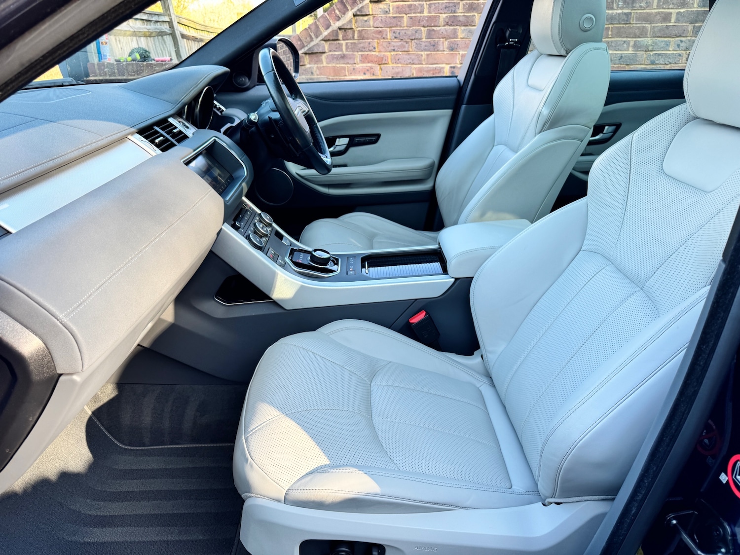 Used Land Rover Range Rover Evoque 2017 for sale - 77918037: Photo 16