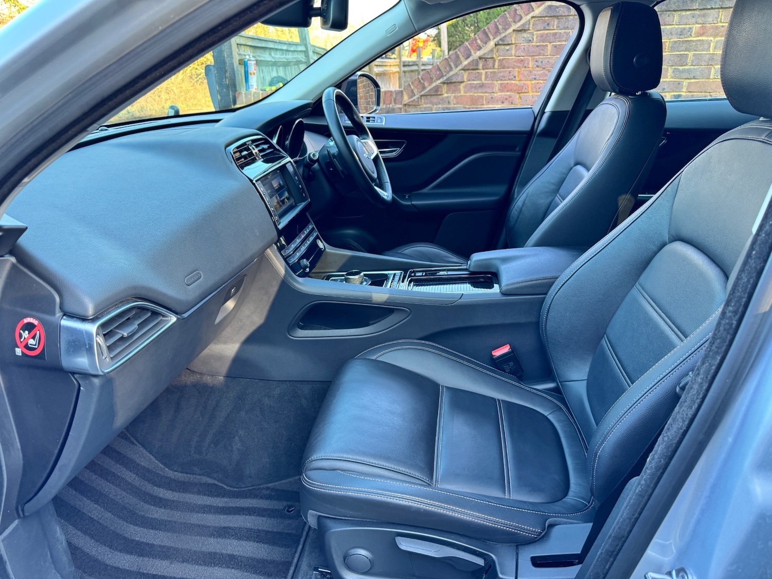 Used Jaguar F-Pace 2018 for sale - 77917810: Photo 12