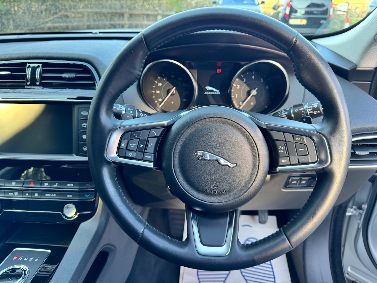 Used Jaguar F-Pace 2018 for sale - 77917810: Photo 15