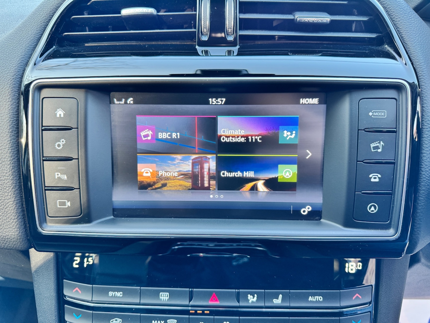 Used Jaguar F-Pace 2018 for sale - 77917810: Photo 21