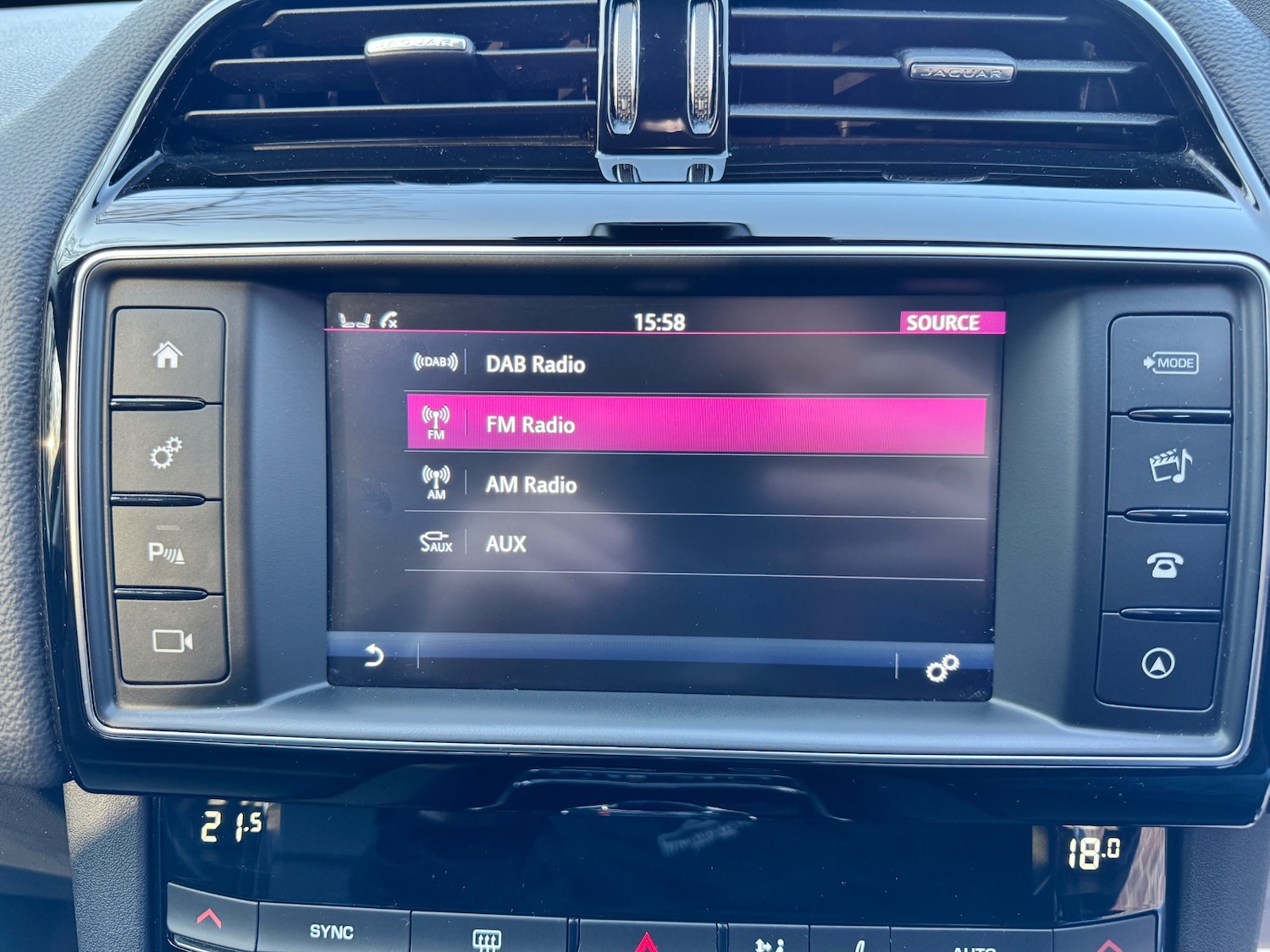 Used Jaguar F-Pace 2018 for sale - 77917810: Photo 28