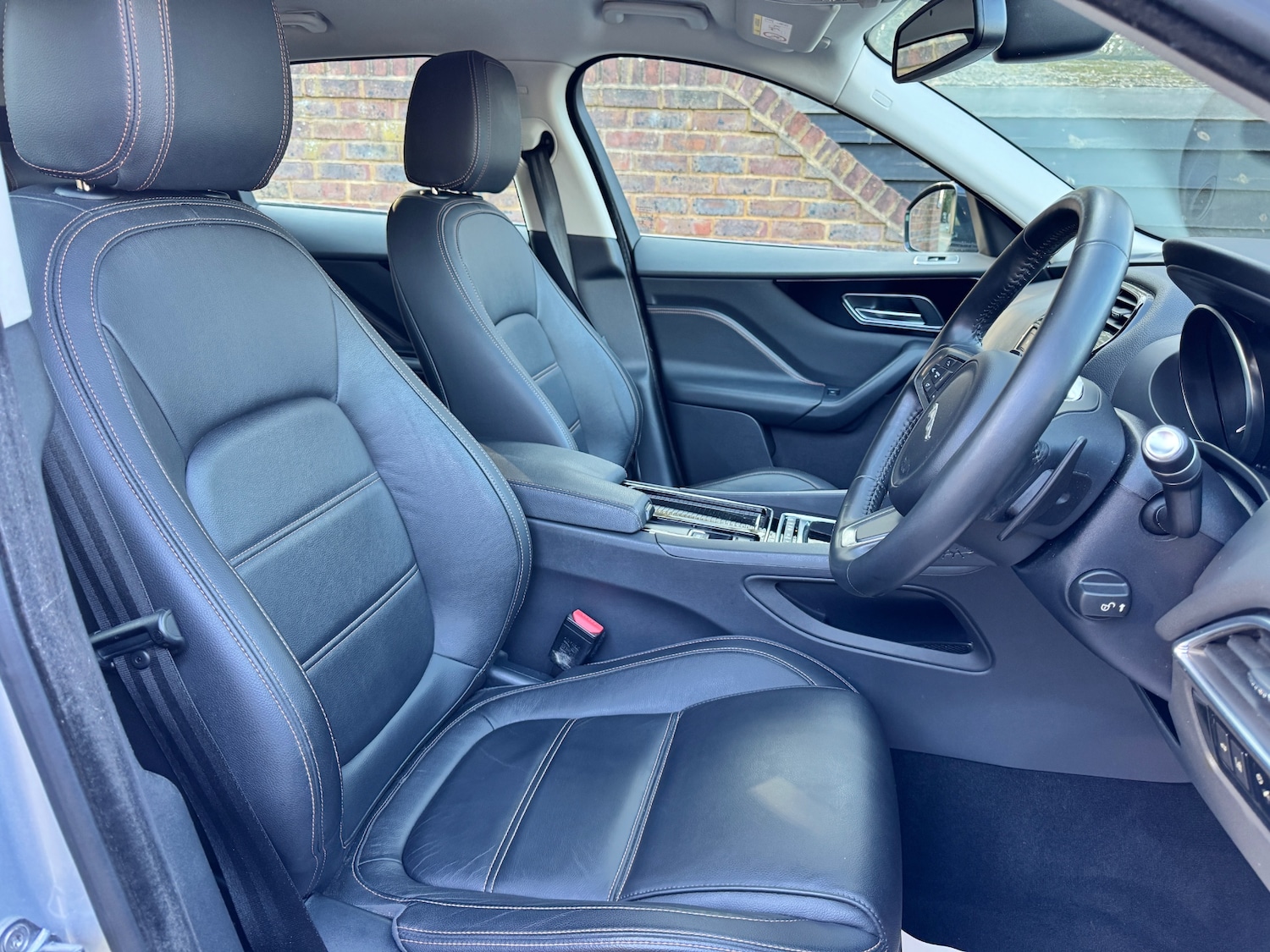 Used Jaguar F-Pace 2018 for sale - 77917810: Photo 7