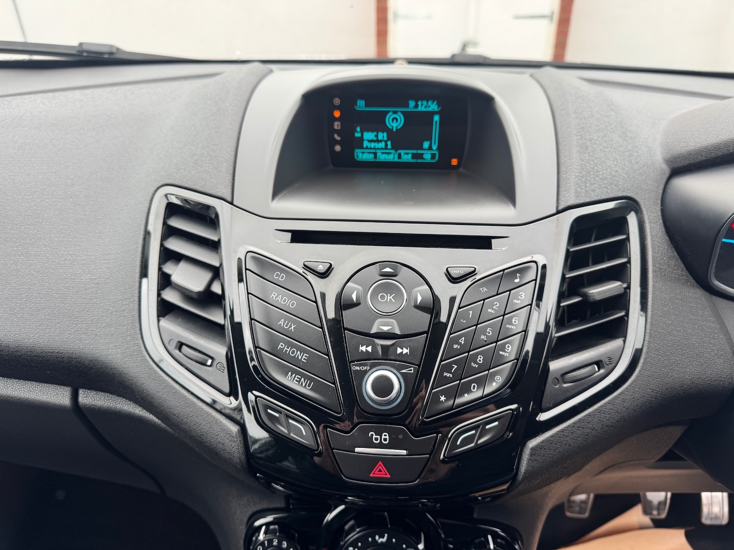 Used Ford Fiesta 2015 for sale - 77319373: Photo 13