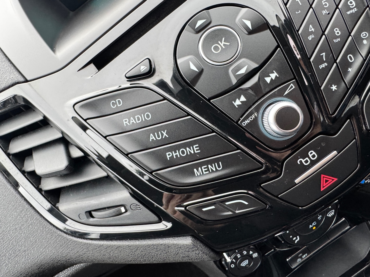 Used Ford Fiesta 2015 for sale - 77319373: Photo 18