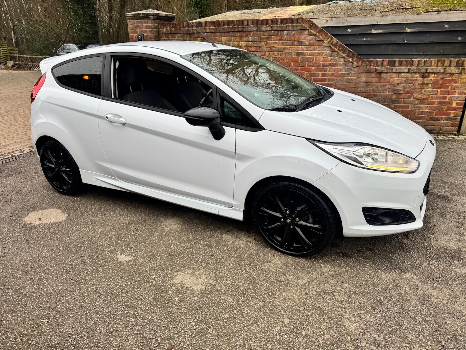 Used Ford Fiesta 2015 for sale - 77319373: Photo 25
