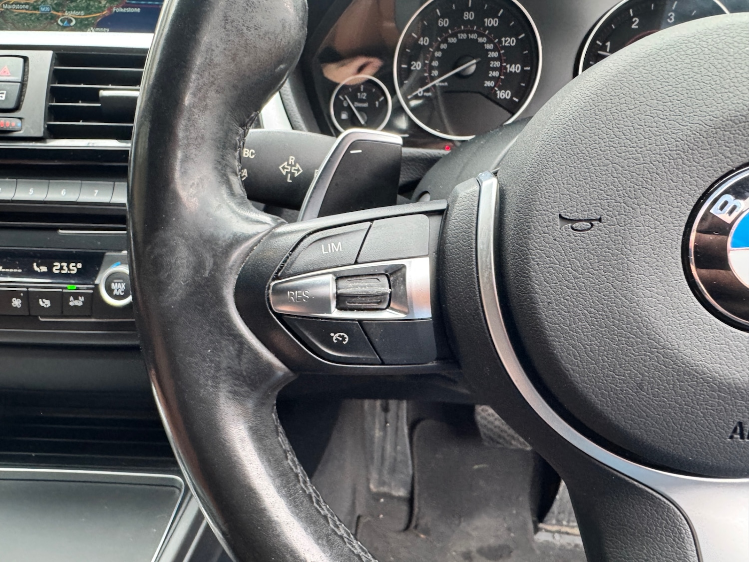 Used BMW 3 Series 2016 for sale - 77601985: Photo 16