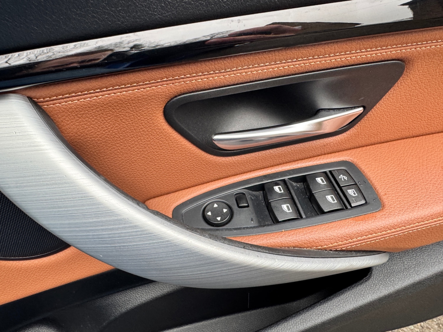 Used BMW 3 Series 2016 for sale - 77601985: Photo 19