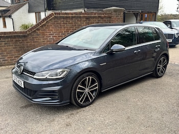 Used Volkswagen Golf 2019 for sale - 78169406: Photo