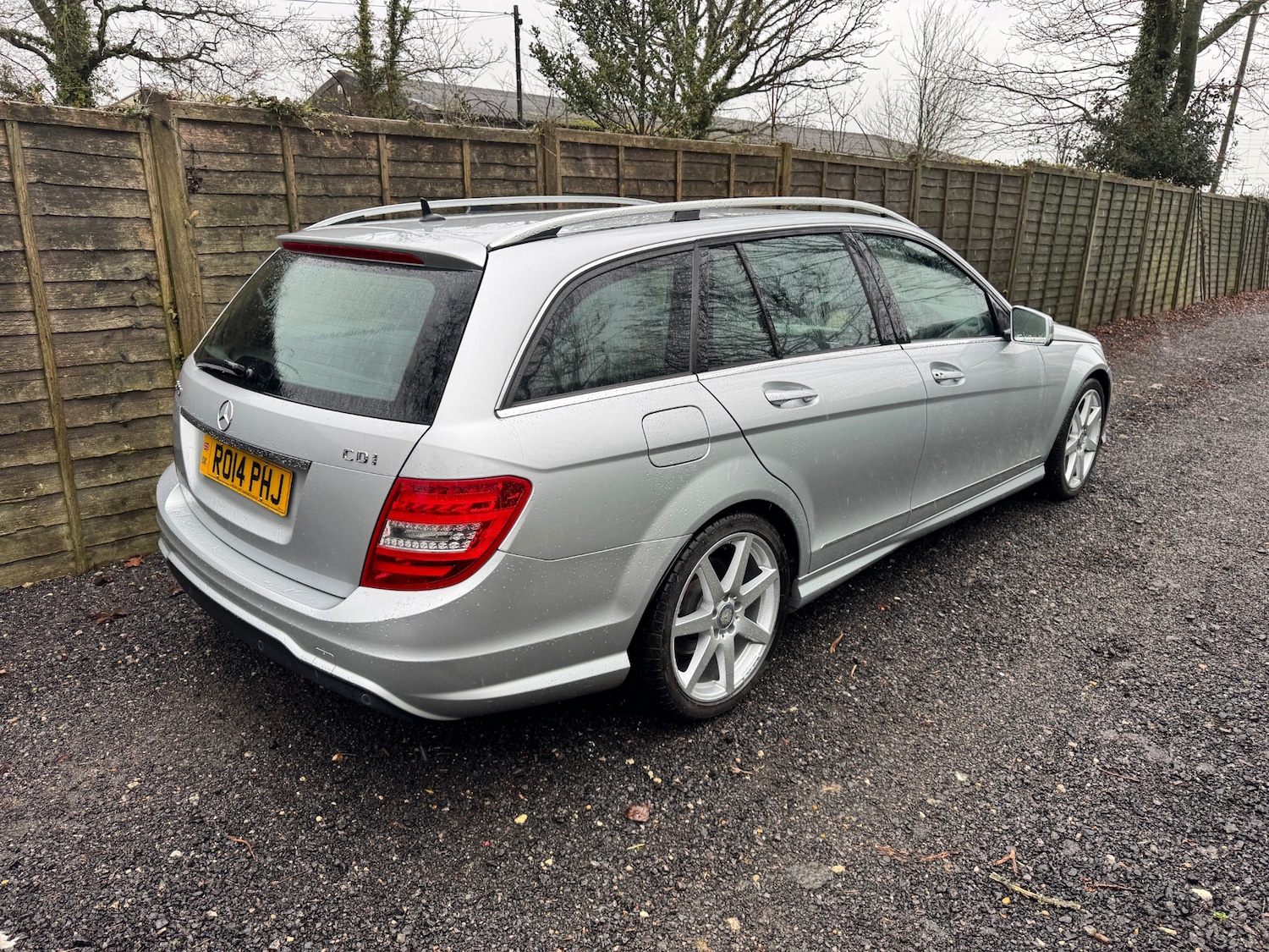 Used Mercedes-Benz C Class 2014 for sale - 77015181: Photo 3