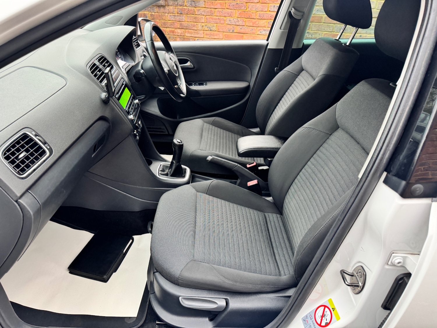 Used Volkswagen Polo 2012 for sale - 76662421: Photo 13