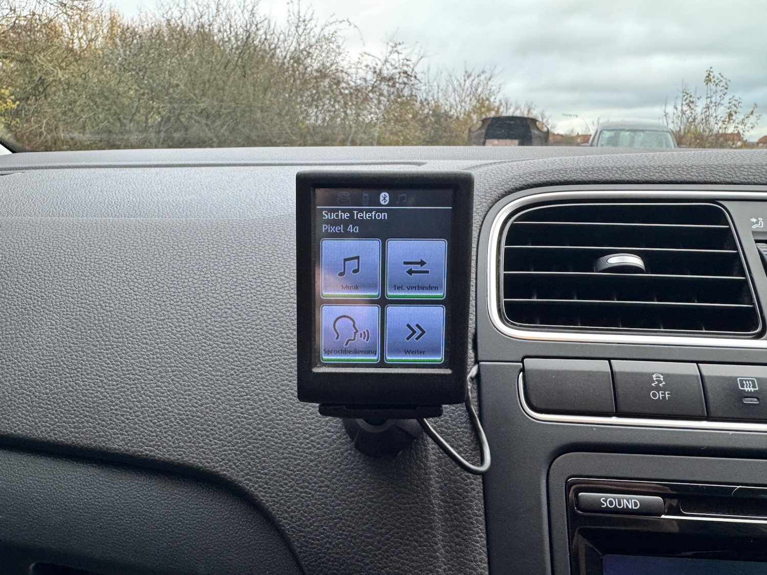 Used Volkswagen Polo 2012 for sale - 76662421: Photo 15