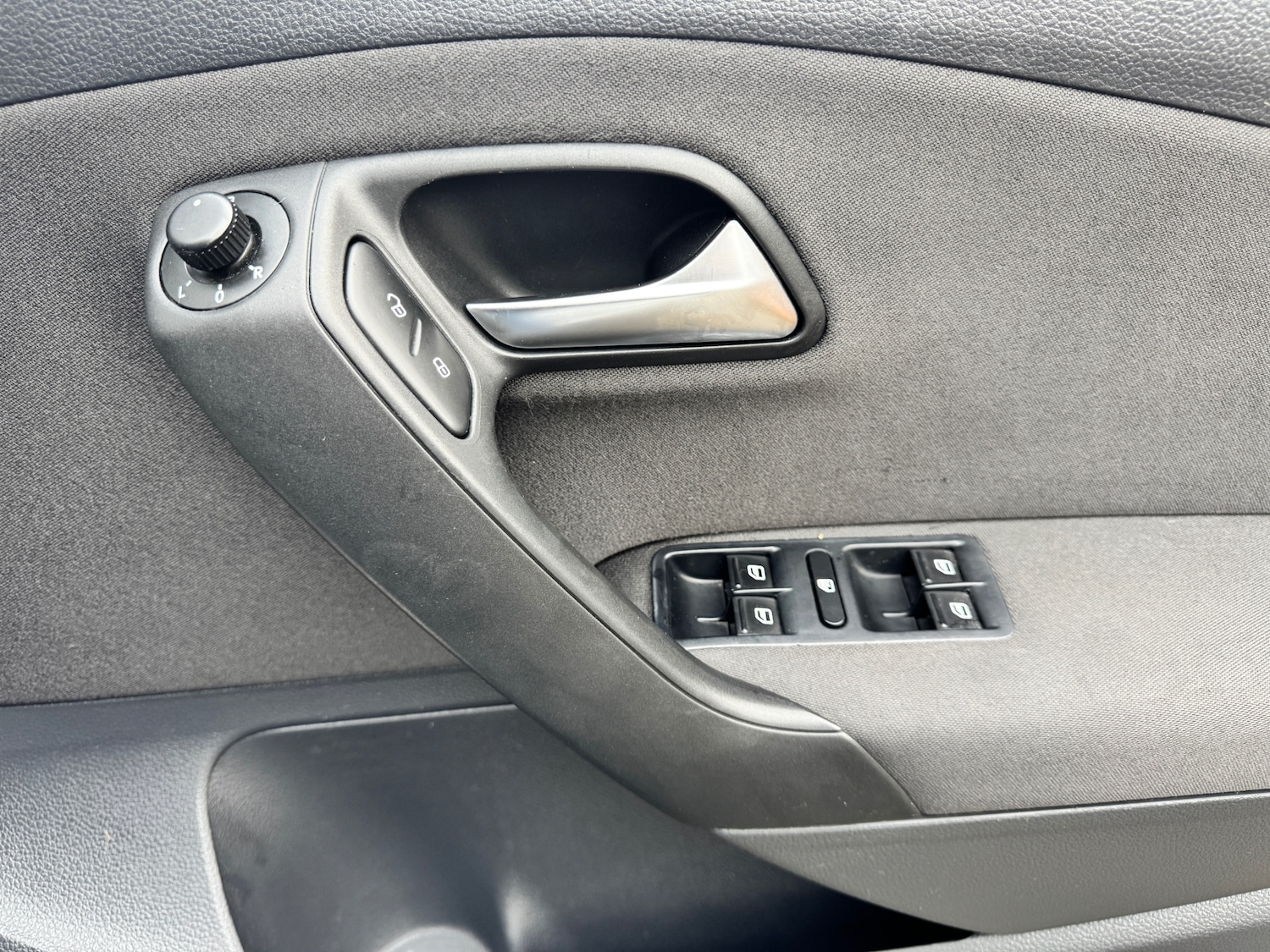 Used Volkswagen Polo 2012 for sale - 76662421: Photo 20