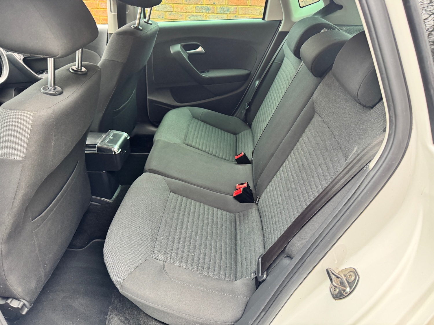 Used Volkswagen Polo 2012 for sale - 76662421: Photo 9