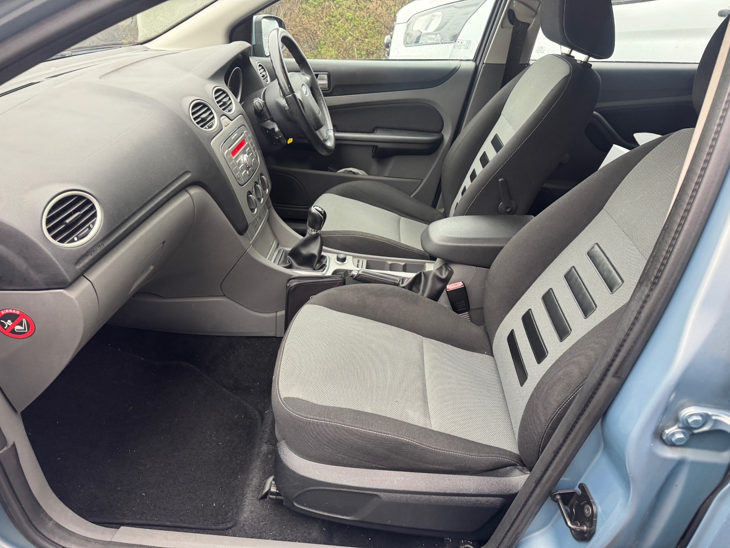 Used Ford Focus 2009 for sale - 76436468: Photo 5