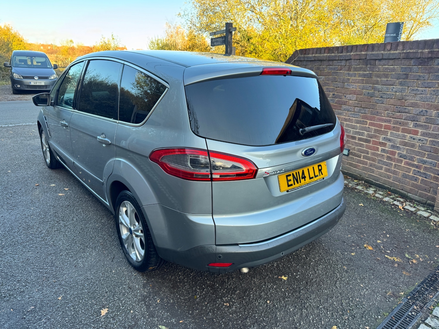 Used Ford S-Max 2014 for sale - 76436585: Photo 4