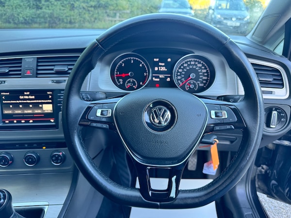 Used Volkswagen Golf 2015 for sale - 76131072: Photo 15