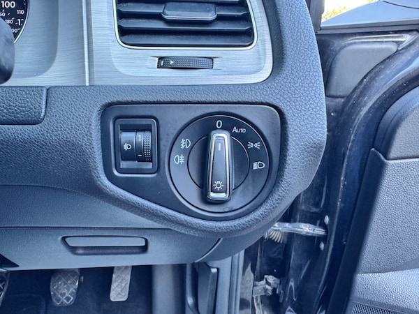 Used Volkswagen Golf 2015 for sale - 76131072: Photo 19