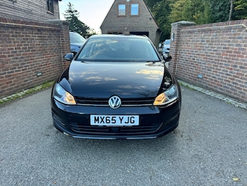 Used Volkswagen Golf 2015 for sale - 76131072: Photo 2