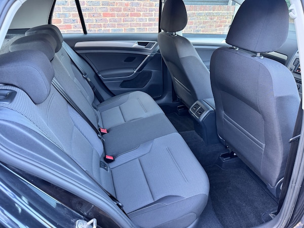 Used Volkswagen Golf 2015 for sale - 76131072: Photo 8