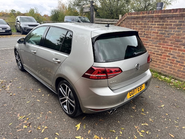 Used Volkswagen Golf 2017 for sale - 76209166: Photo 3