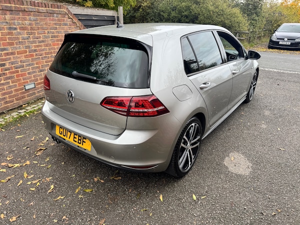 Used Volkswagen Golf 2017 for sale - 76209166: Photo 4