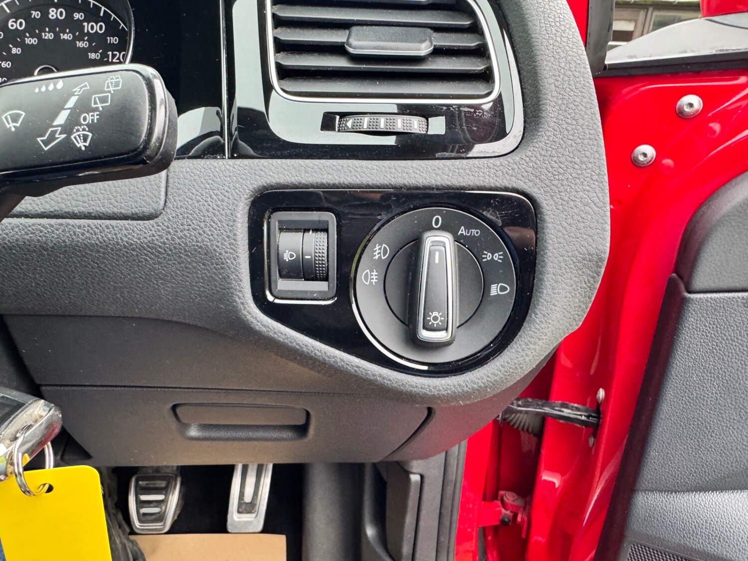 Used Volkswagen Golf 2016 for sale - 77129770: Photo 28