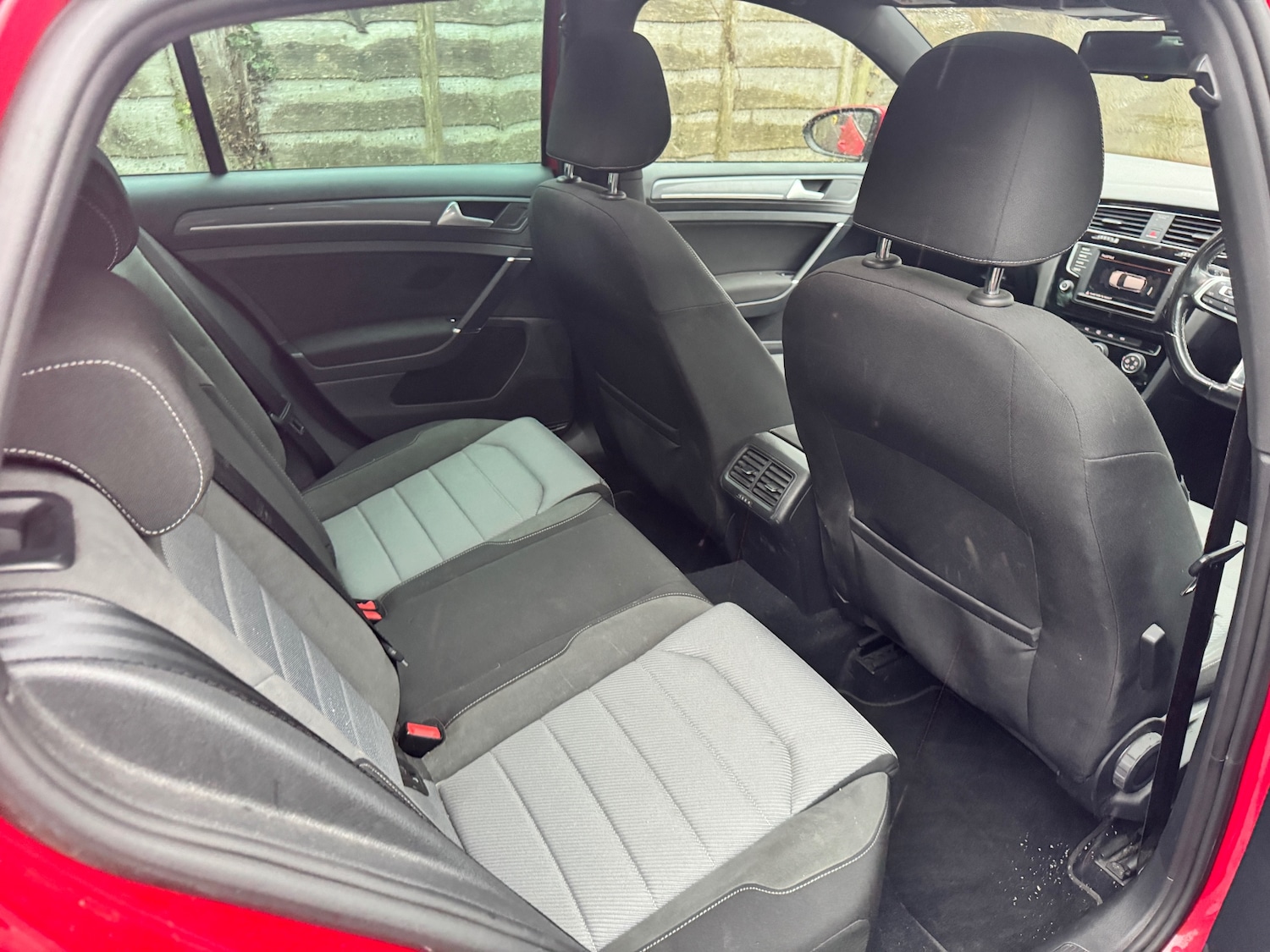 Used Volkswagen Golf 2016 for sale - 77129770: Photo 4