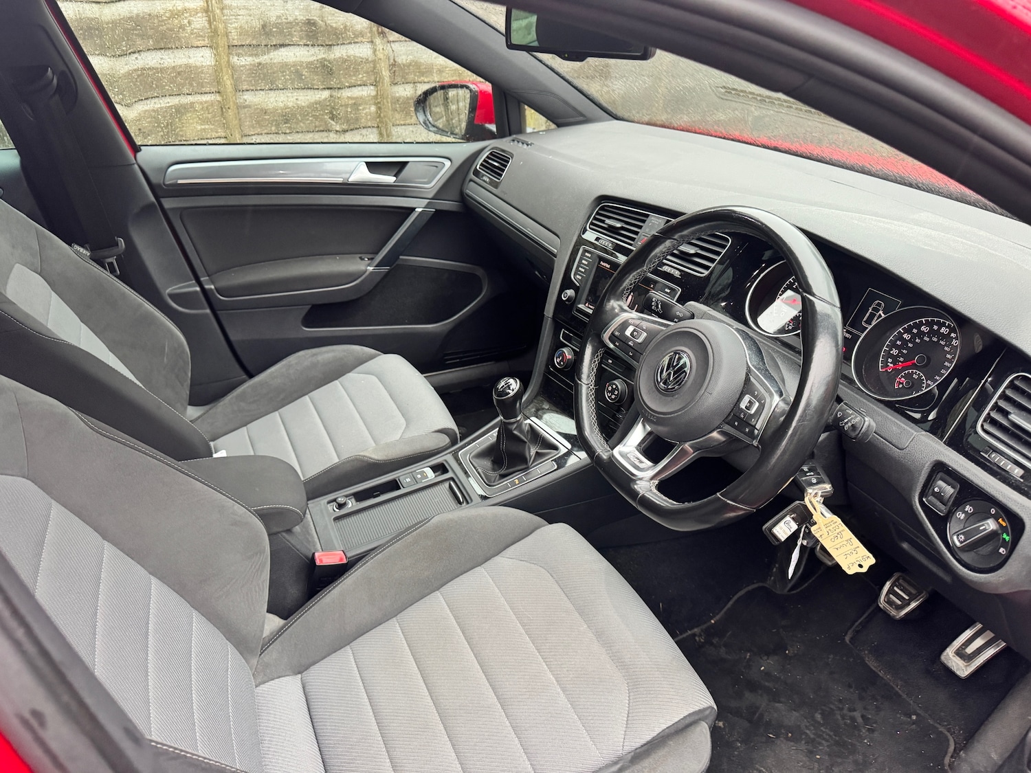 Used Volkswagen Golf 2016 for sale - 77129770: Photo 5