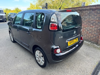 Used Citroen C3 Picasso 2015 for sale - 75526945: Photo