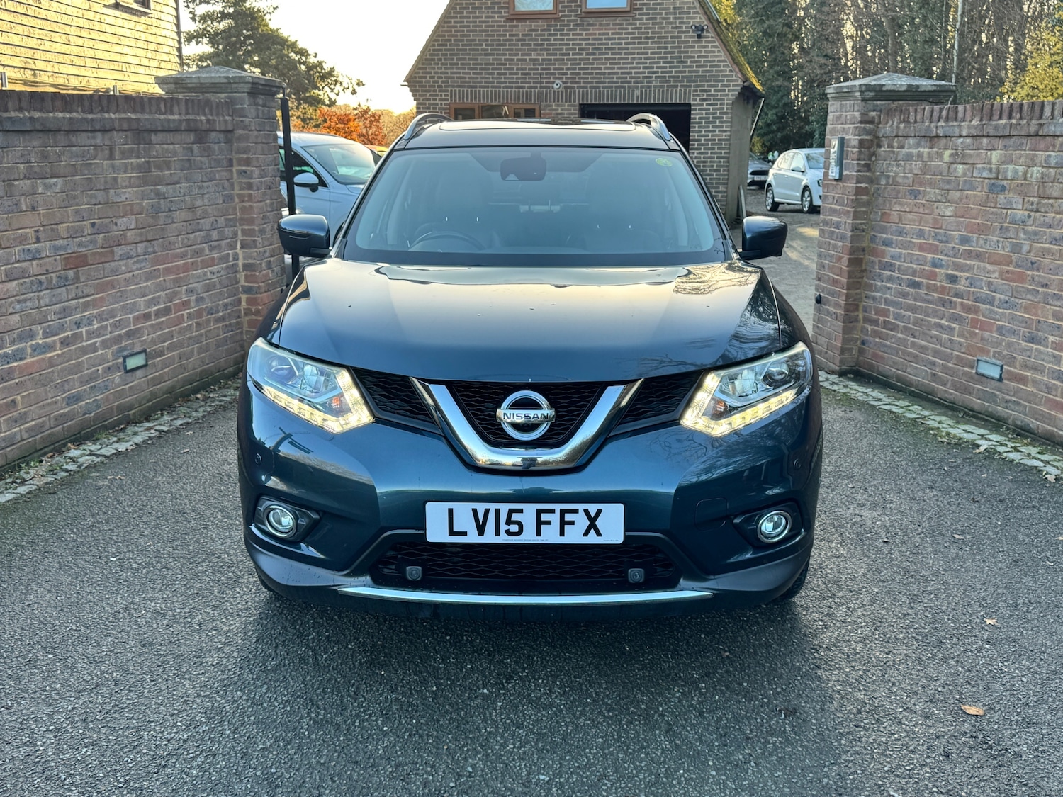 Used Nissan X-Trail 2015 for sale - 76710042: Photo 2
