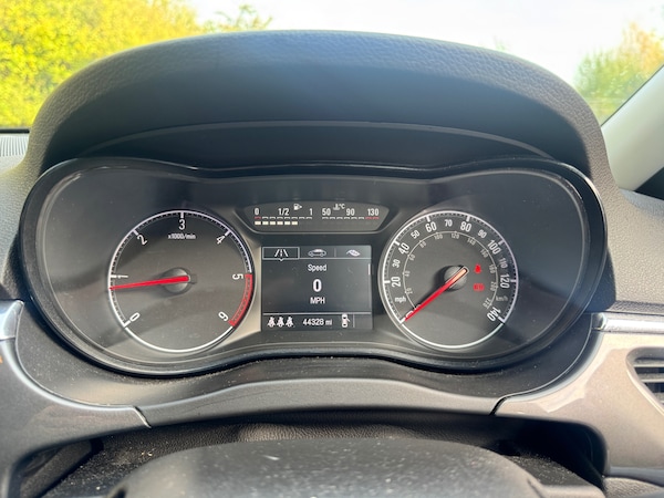 Used Vauxhall Corsa 2016 for sale - 76317504: Photo 10