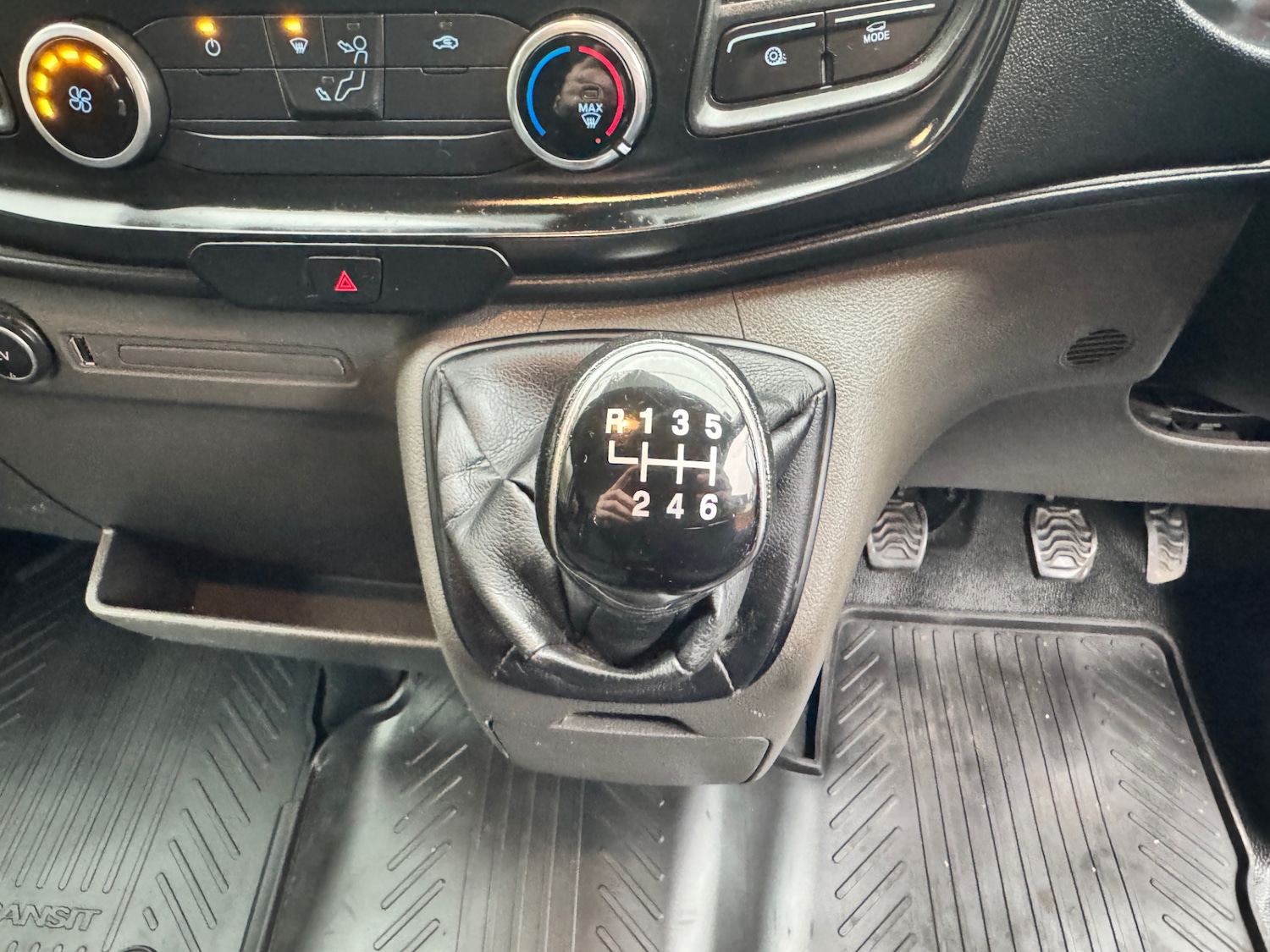 Used Ford Transit 2019 for sale - 76589993: Photo 17