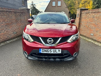 Used Nissan Qashqai 2015 for sale - 76407672: Photo
