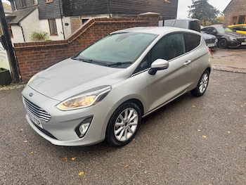 Used Ford Fiesta 2017 for sale - 76444567: Photo