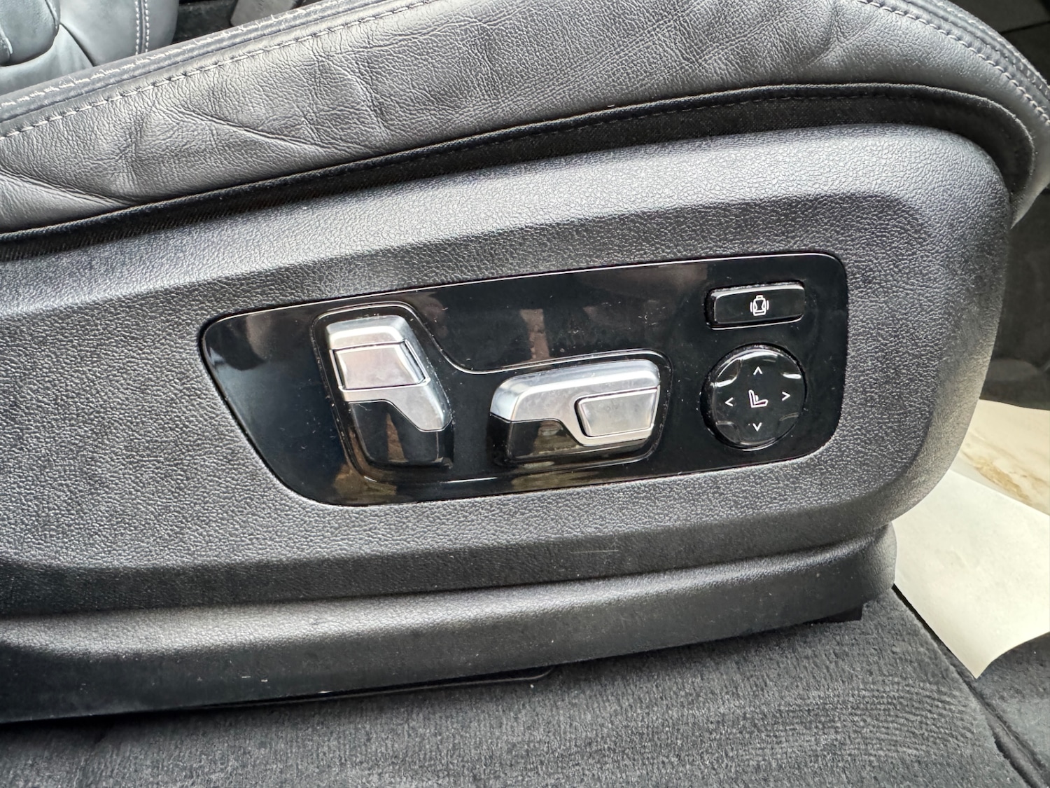 Used BMW X7 2021 for sale - 77572330: Photo 20