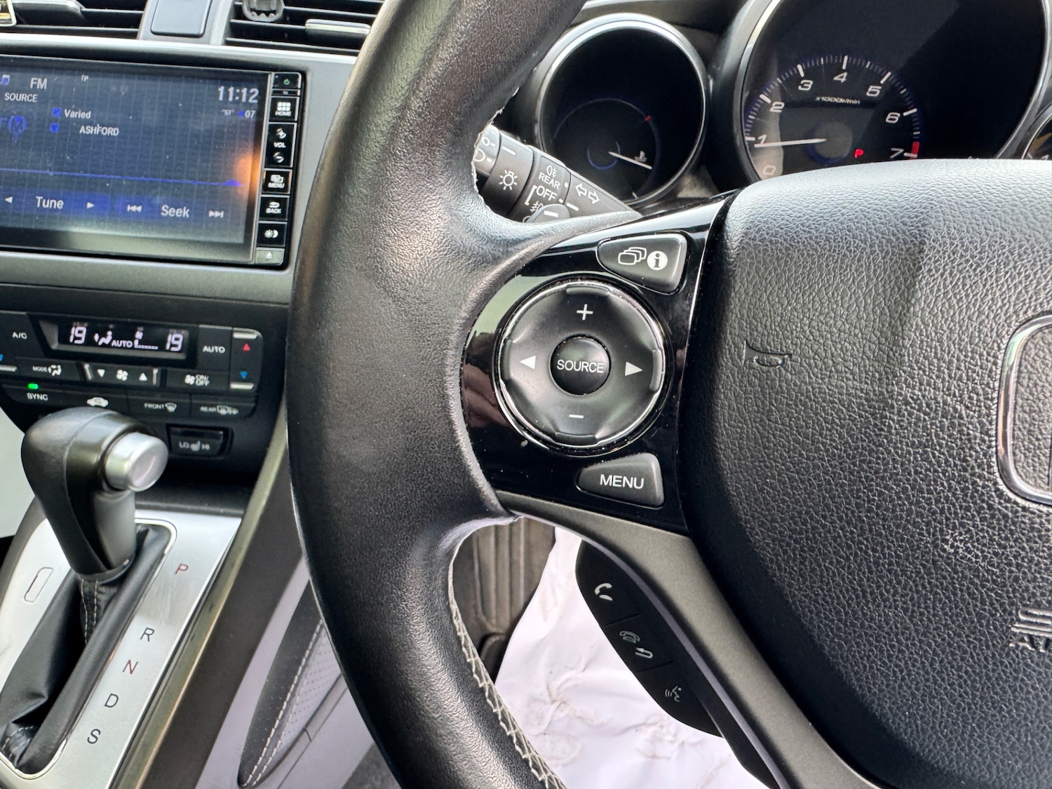 Used Honda Civic 2015 for sale - 76948546: Photo 22