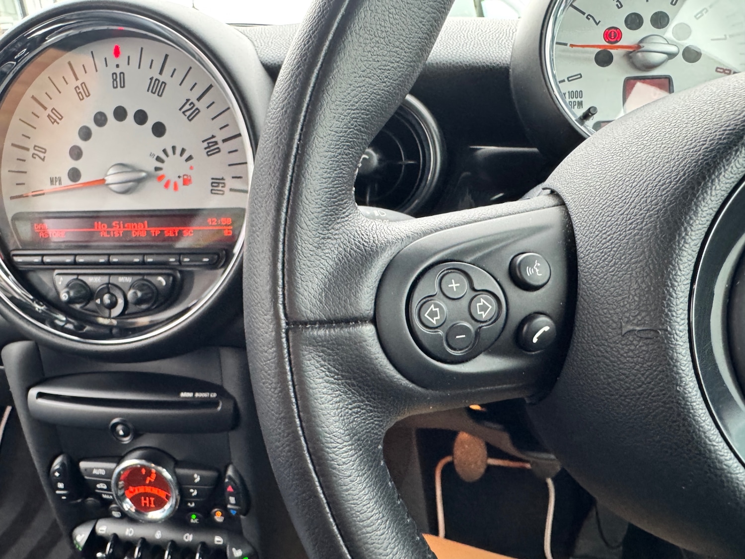 Used MINI Hatch 2012 for sale - 76662424: Photo 23