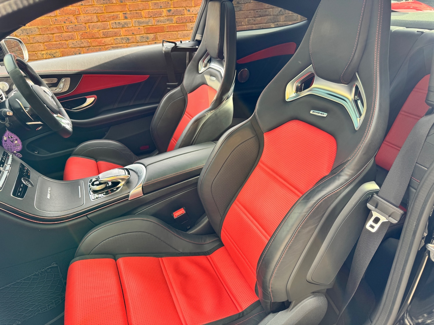 Used Mercedes-Benz C Class 2019 for sale - 76347295: Photo 11