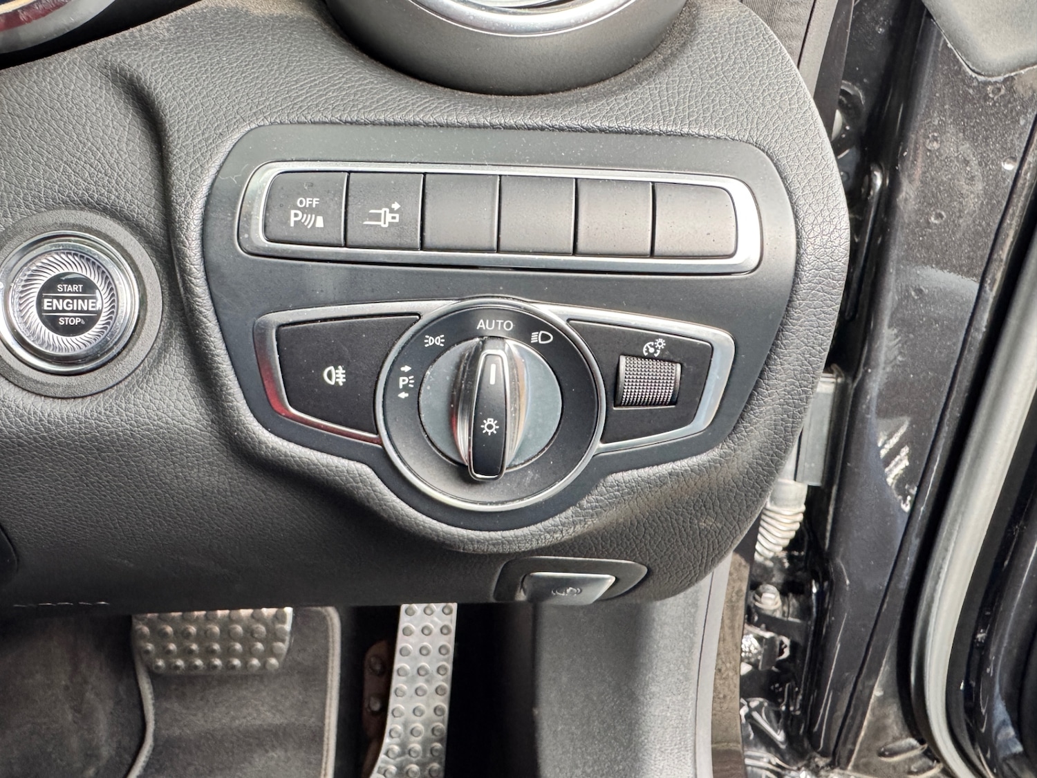 Used Mercedes-Benz C Class 2019 for sale - 76347295: Photo 21