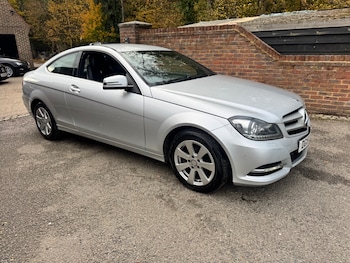 Used Mercedes-Benz C Class 2015 for sale - 76452020: Photo