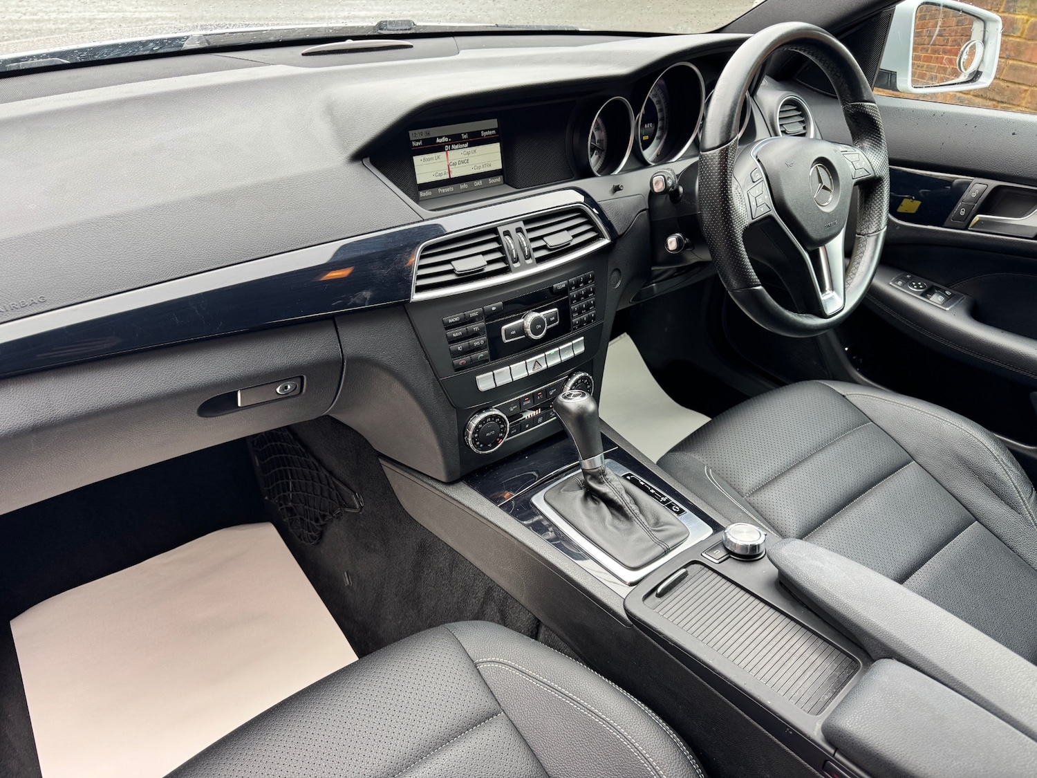 Used Mercedes-Benz C Class 2015 for sale - 76452020: Photo 25