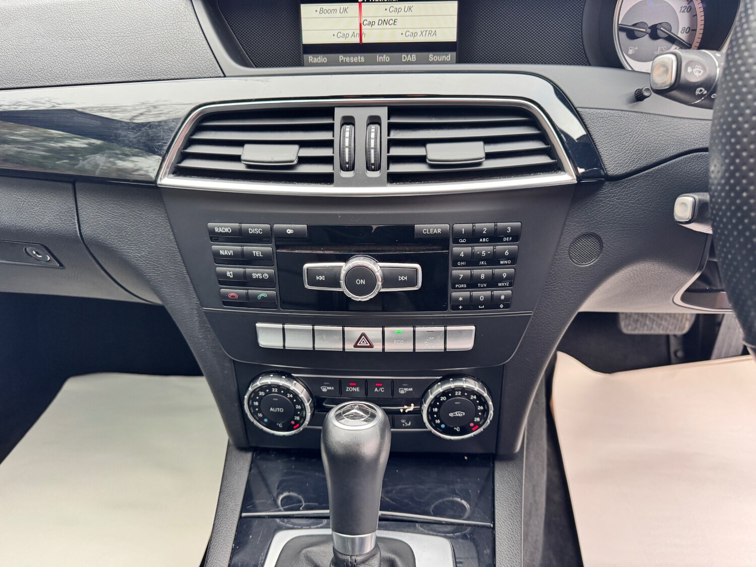 Used Mercedes-Benz C Class 2015 for sale - 76452020: Photo 31